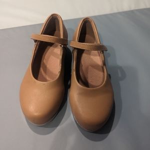 Leo tan tap shoes, size 11